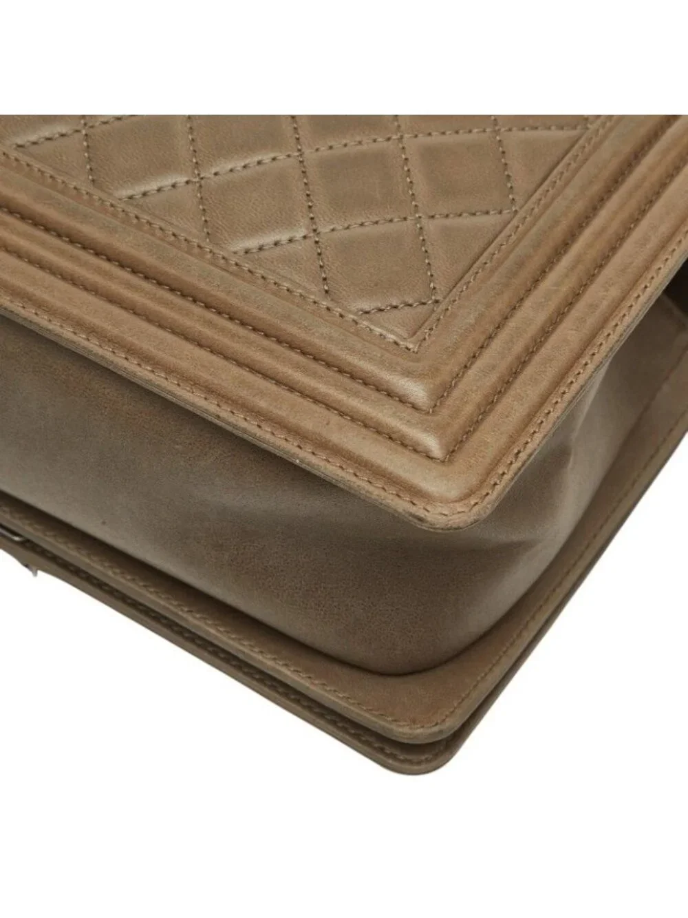 Chanel CC Logo Quilted Boy 25 Chain Shoulder Bag Khaki Green Lambskin